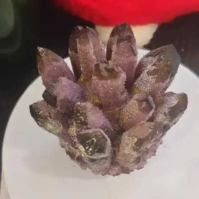紫色水晶簇
