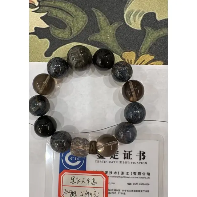 黑飞天手串